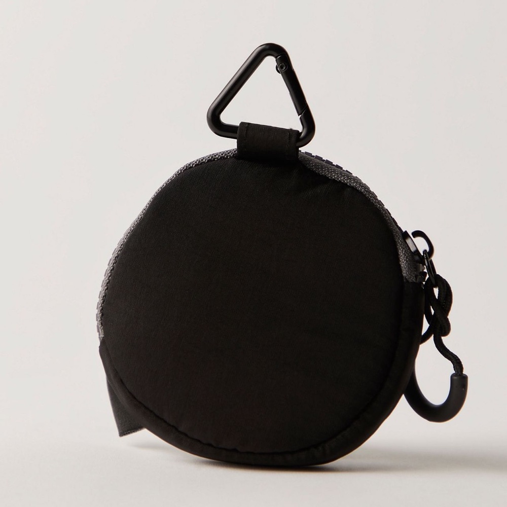 Free People Essentials Only Pouch - Picture 3 of 9